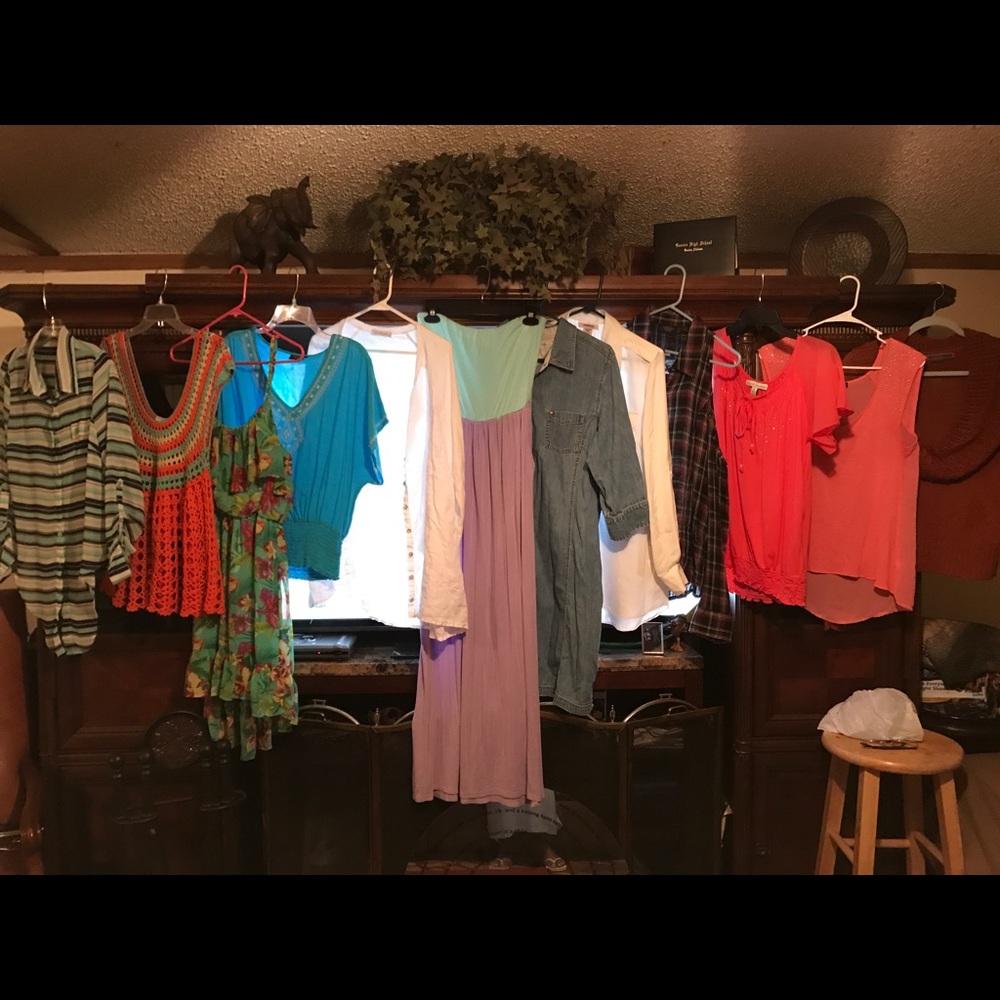 Clothes - Picture 4 of 5