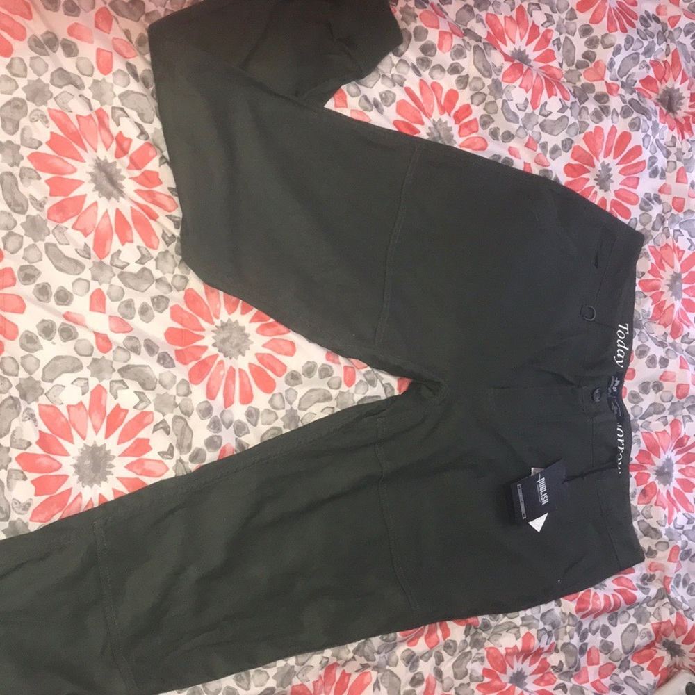 Brand new, still has tags, joggers