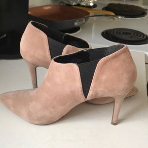 Jessica Simpson SZ 8 pointed toe booties