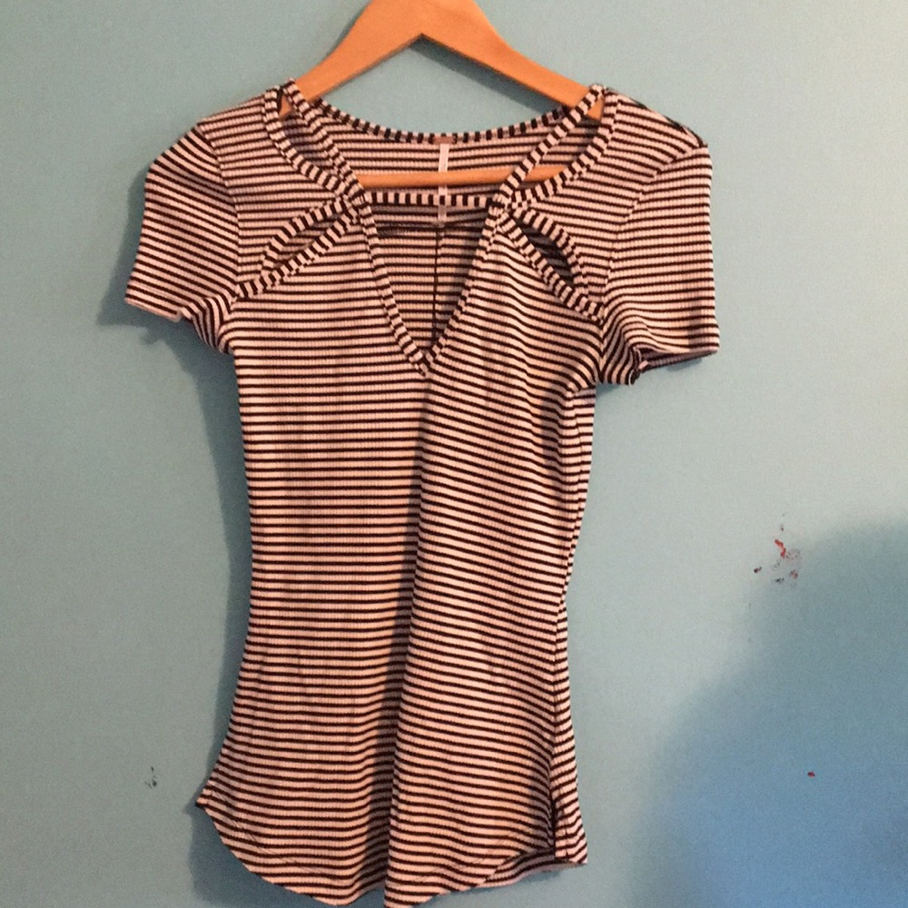 Black and white striped fitted shirt