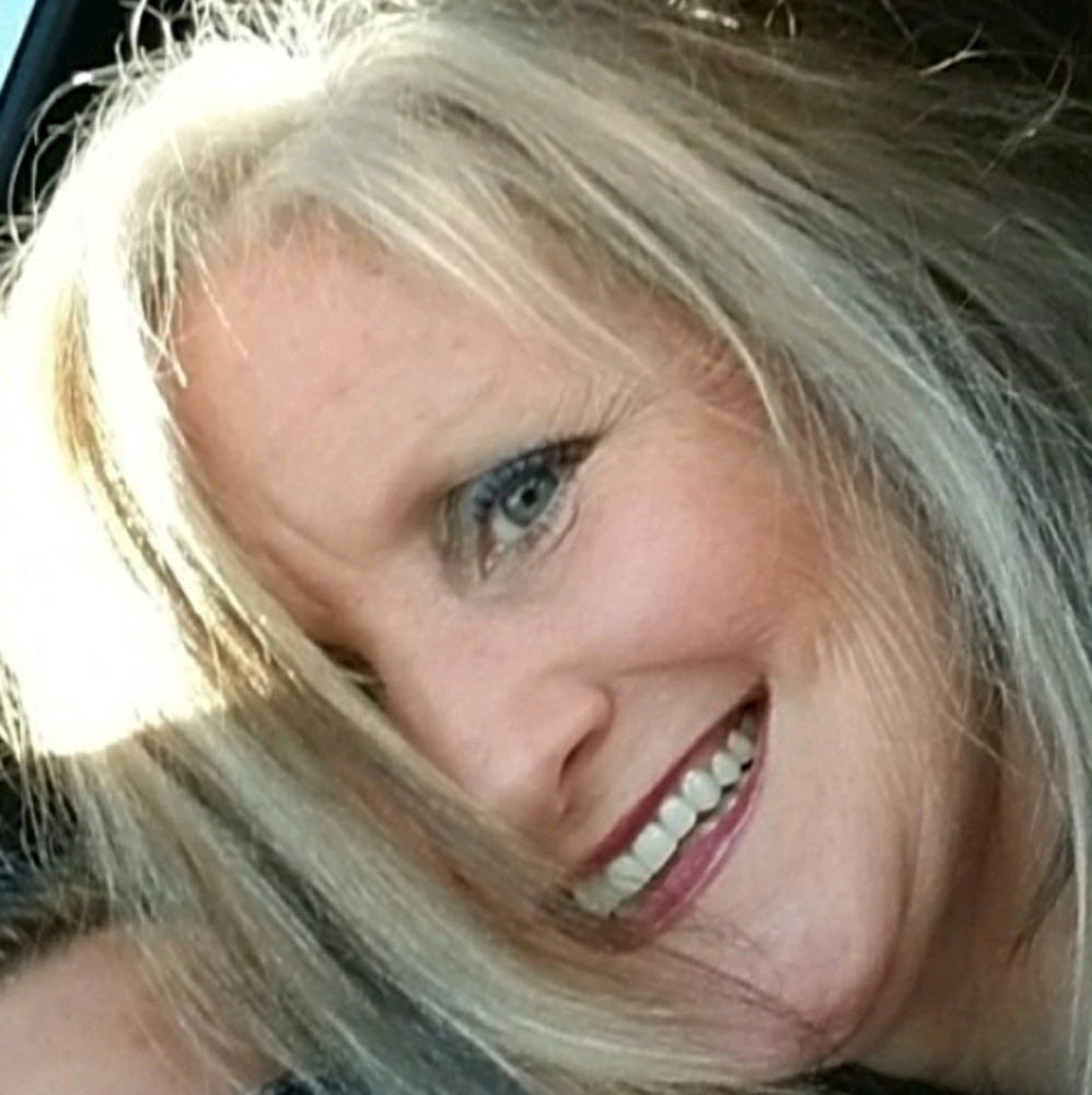 Meet your Posher, Cheryl