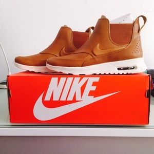 Nike leather sneaker booties