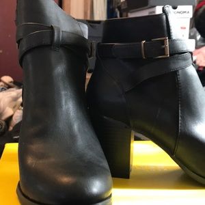 Kenneth Cole Reaction Lana Boots