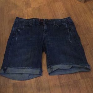 Size 6 Bermuda shorts