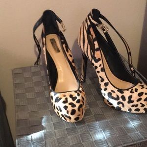 Animal print Jessica Simpson platform heels