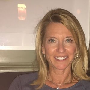 Meet your Posher, Denise