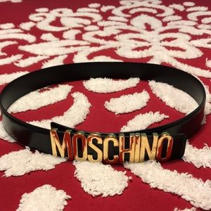Moschino belt