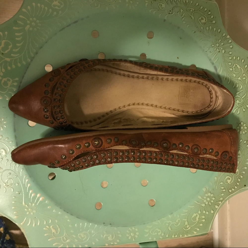 Frye Regina Studded Pointed Toe Flats, size 9