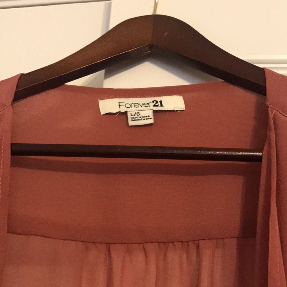 Forever 21 Drape - Picture 2 of 3
