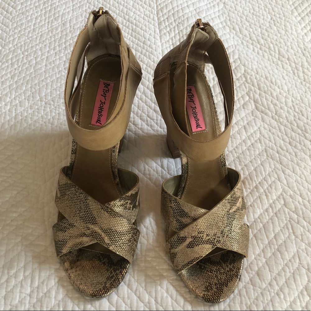 Betsy Johnson Snakeskin/Leather Heels