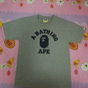 BATHING APE COLLEGE TEE (S) AUTHENTIC