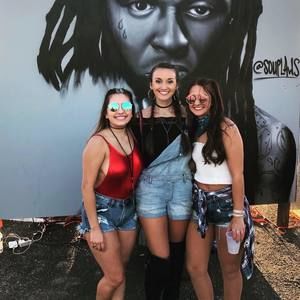 Meet your Posher, Natalie