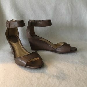 Frye Leather Carol Back ZIP Wedges!
