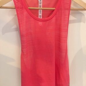 Alo Yoga tank