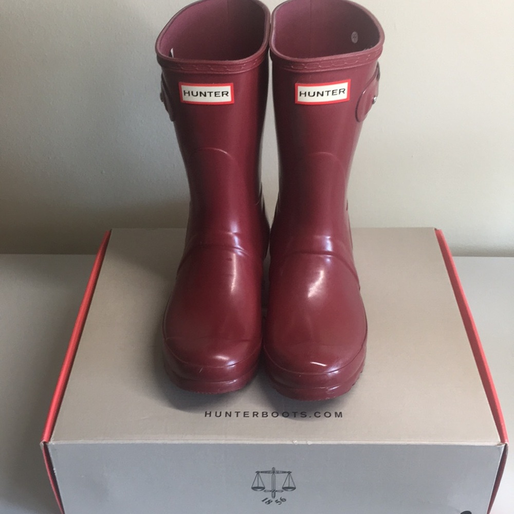 Hunter short rain boots