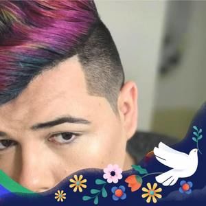 Meet your Posher, Nicholas