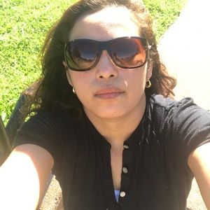 Meet your Posher, Ada