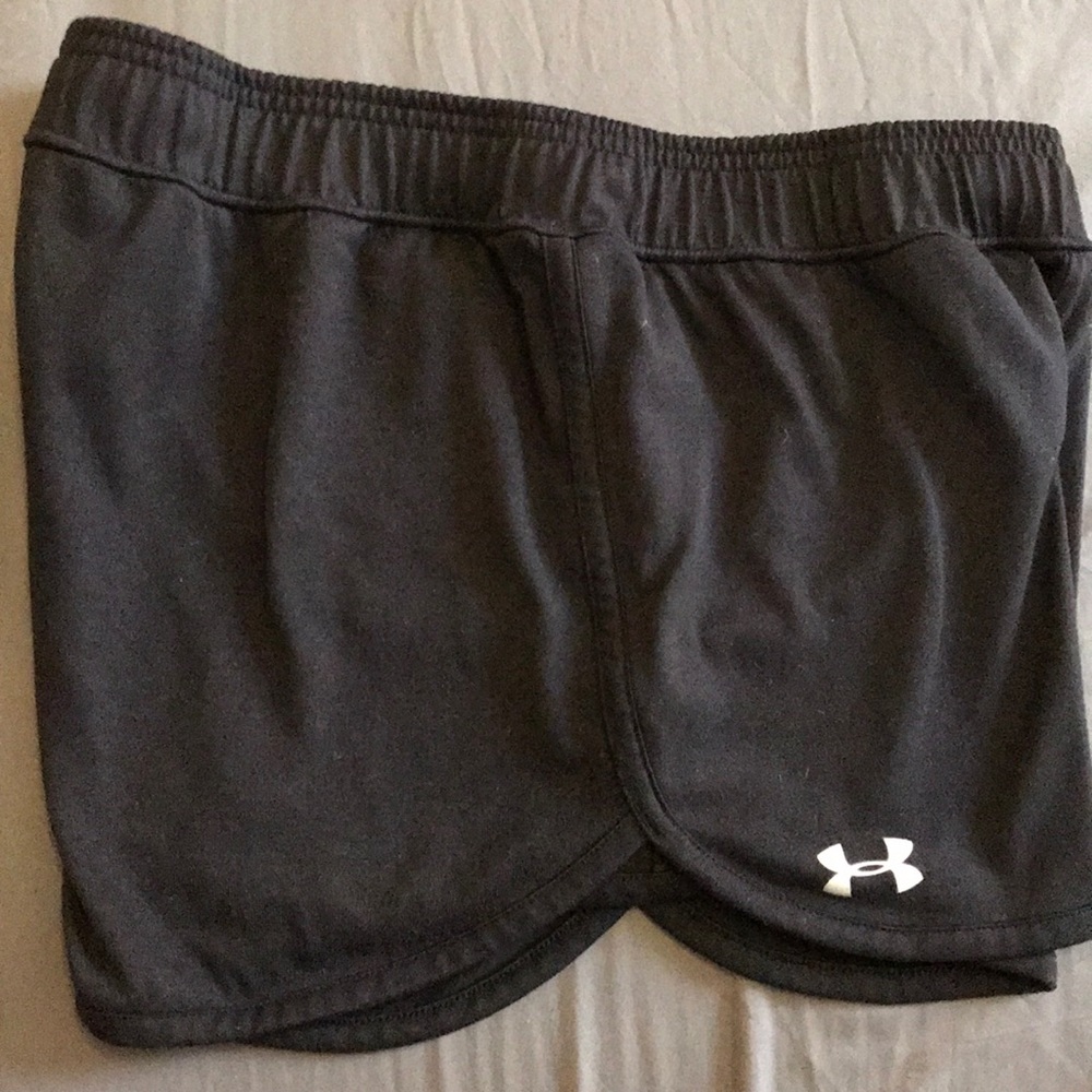 Medium Black Under Armor Running Shorts