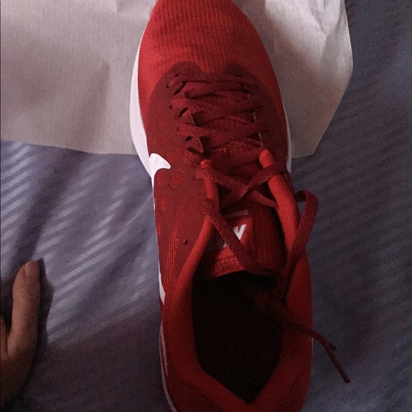 Brand new Men's Nike Runners! - Picture 4 of 5