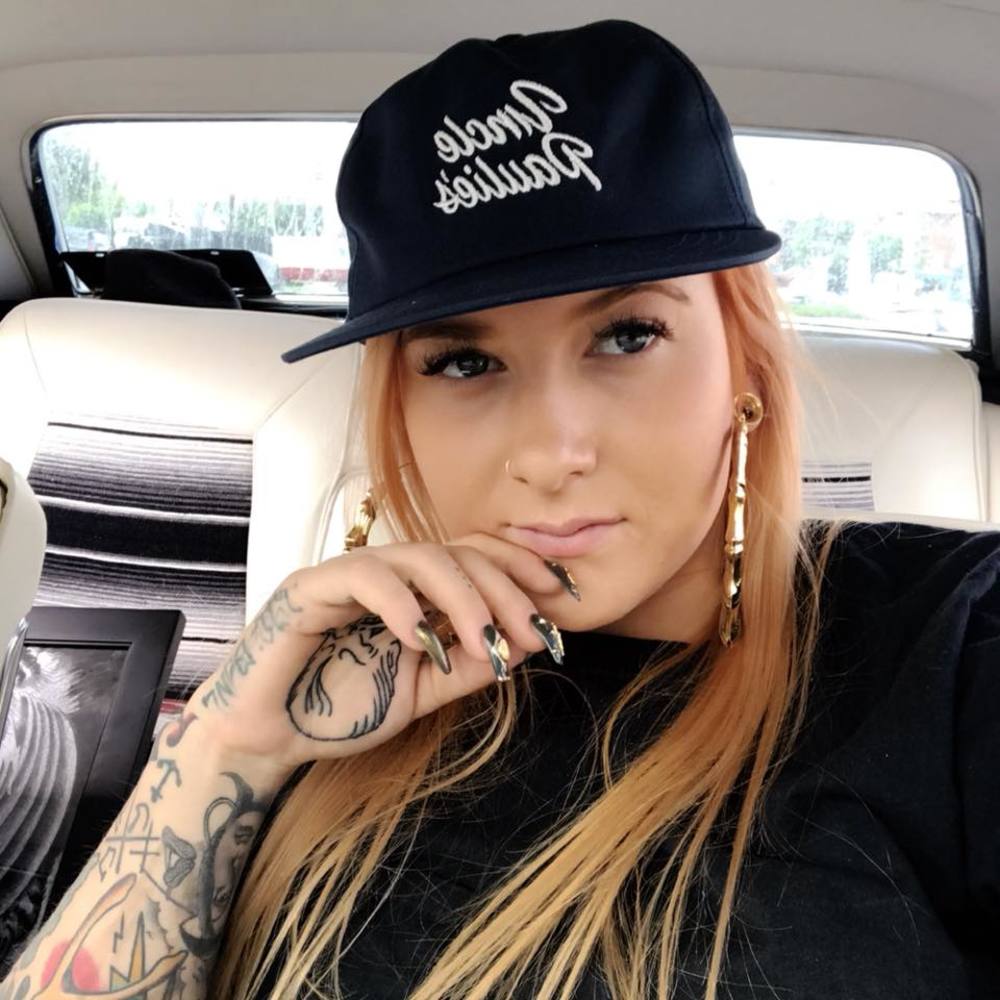 Meet your Posher, Lis