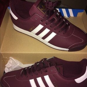 Meet your Posher, Genetthia