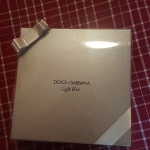 Dolce & Gabbana Light Blue gift set