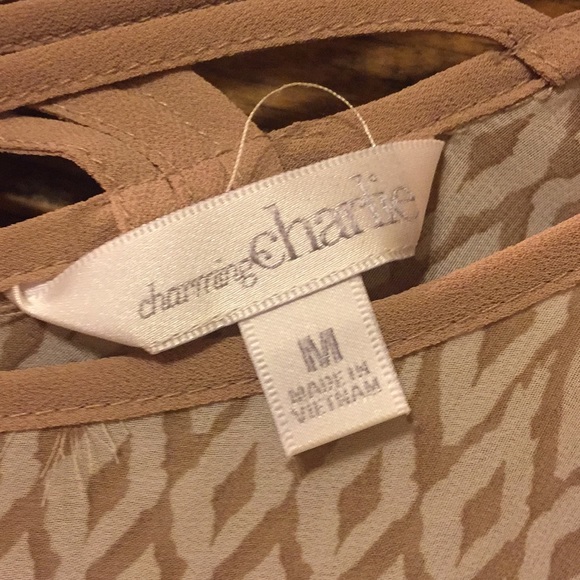 Bell sleeve top ❤️ - Picture 5 of 5