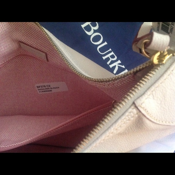 🎉Host Pick🎉 Dooney & Bourke Shoulder Slouch - Picture 6 of 8