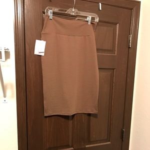 Lularoe Cassie! Size medium. NWT