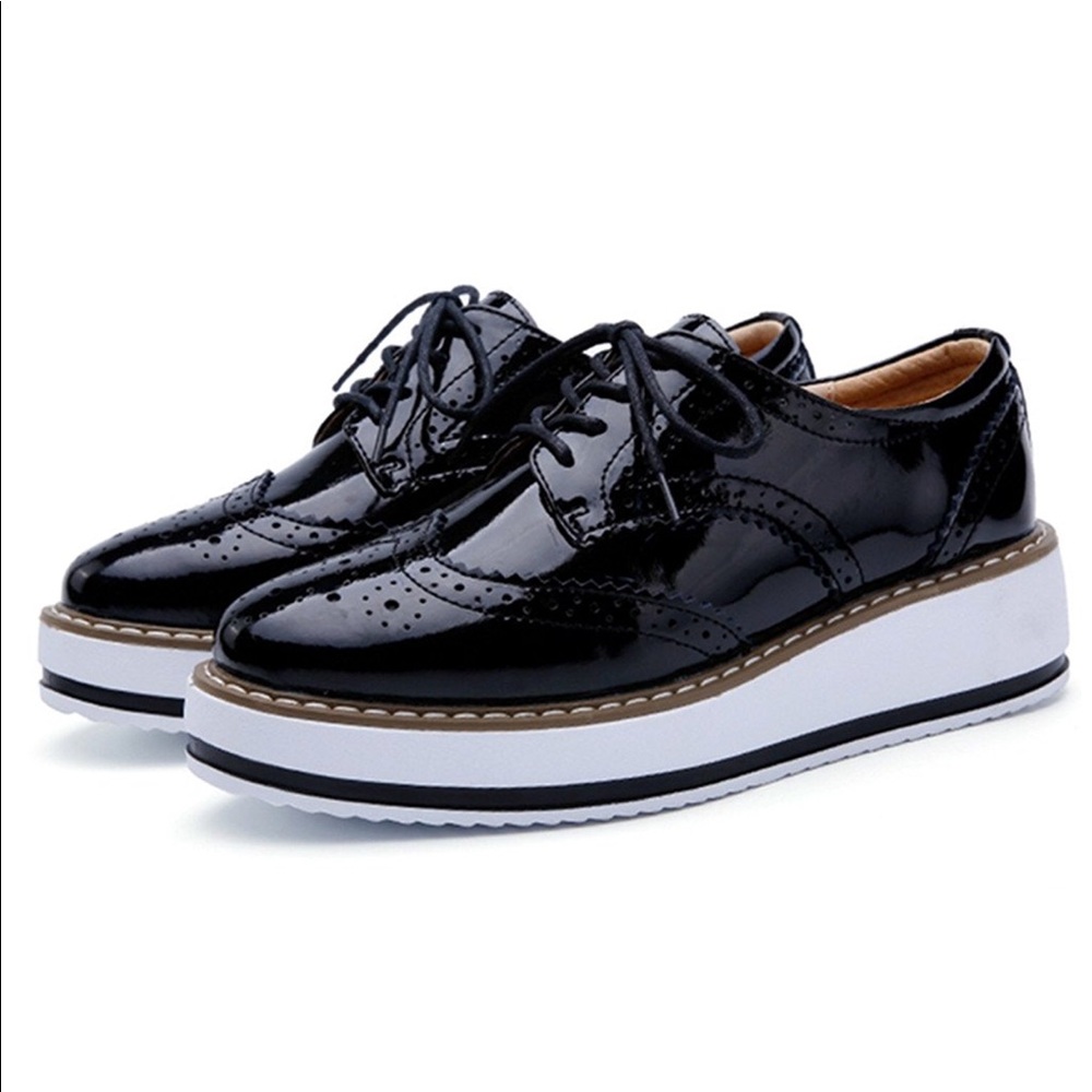 “Louisa” 100% Leather Black Platform Oxford,4.5-10