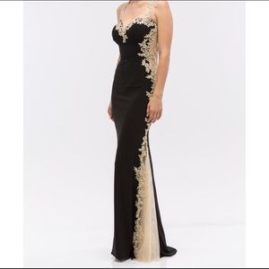 Eureka 6006 / Navy and White Lace Prom/Semi Dress