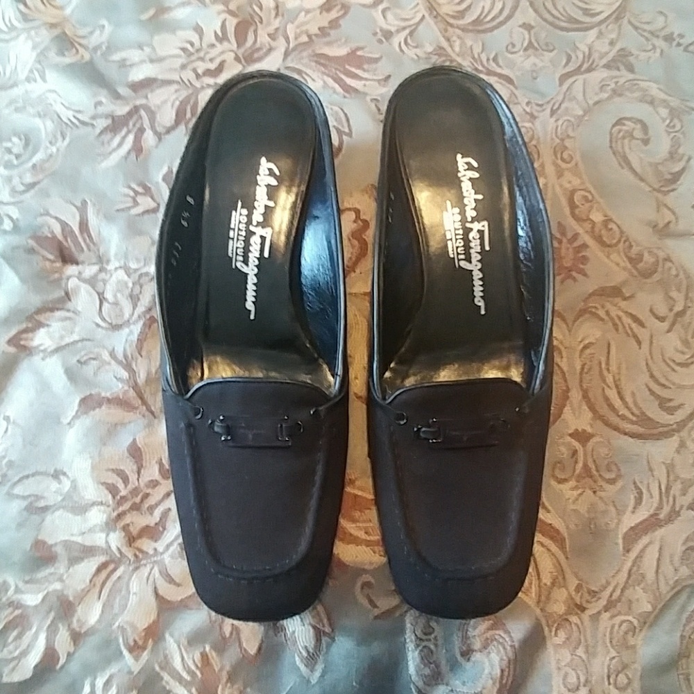 Salvatore Ferragamo Slides/Mules