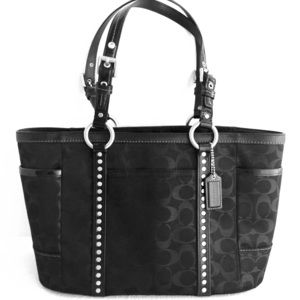 💝 Black Coach purse with classic Coach pattern 💝