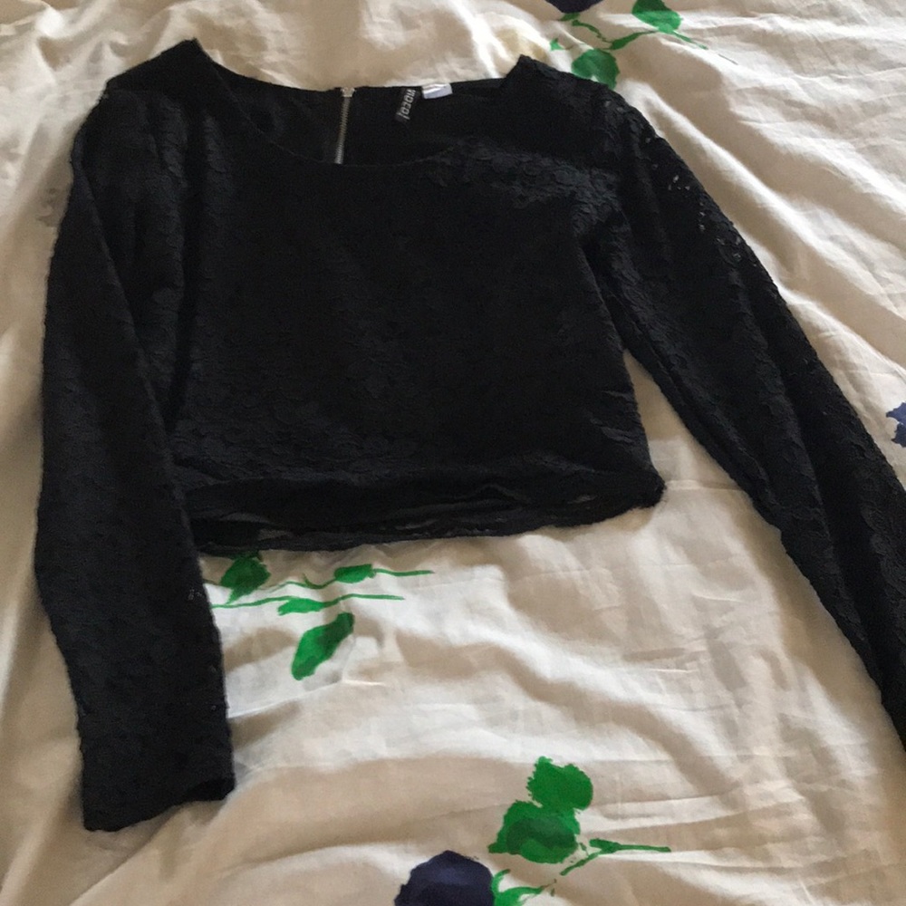 H&M Lace black long sleeve crop top