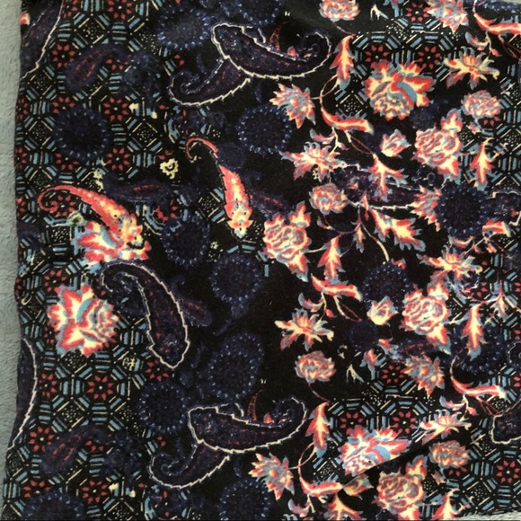 Lularoe OS leggings - Picture 1 of 1
