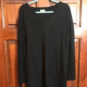 Piko Sweater Size M