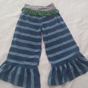 Persnickety ruffle bottom pants