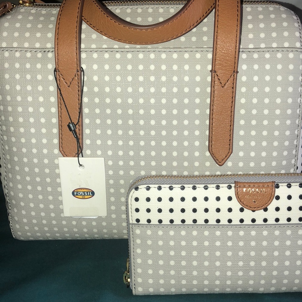 NWT Fossil bag and matching wallet