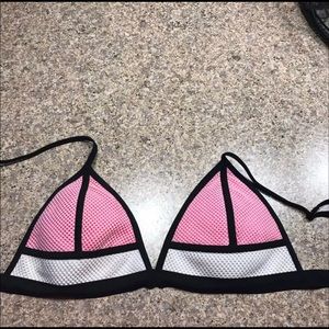 Triangl bikini top