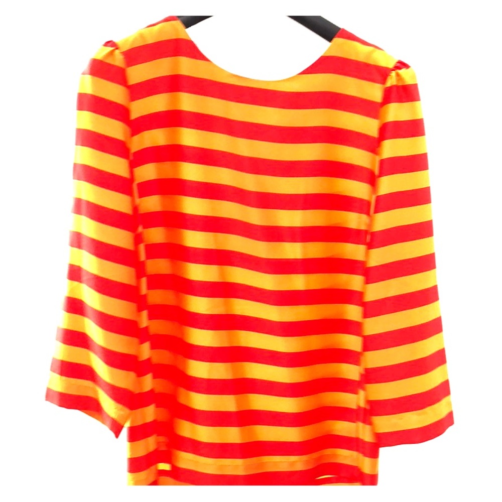 Cute Vince Camuto in size 8 - New with Tag