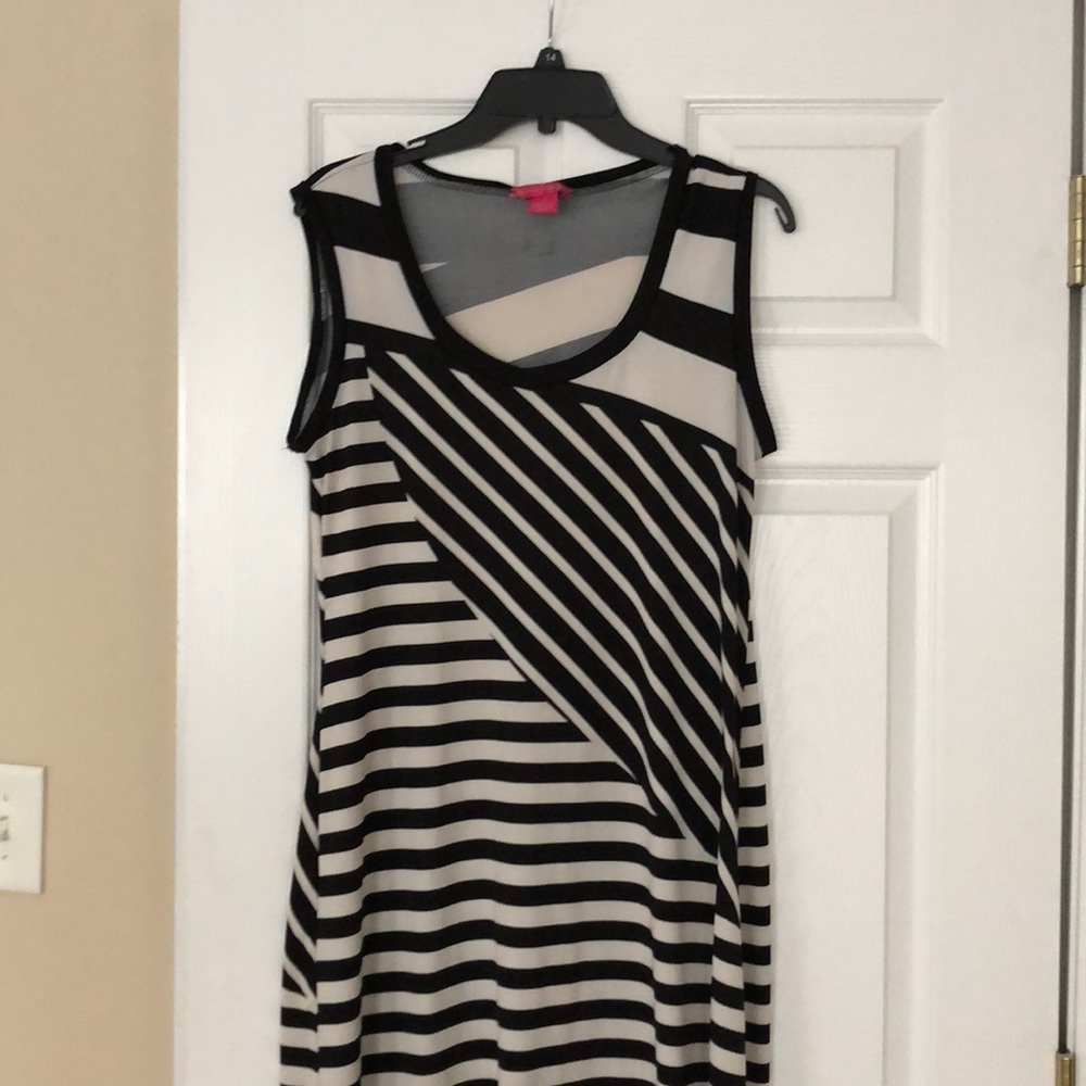 Black and white trendy long summer dress