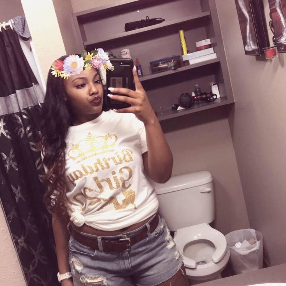 Meet your Posher, Destiny danielle