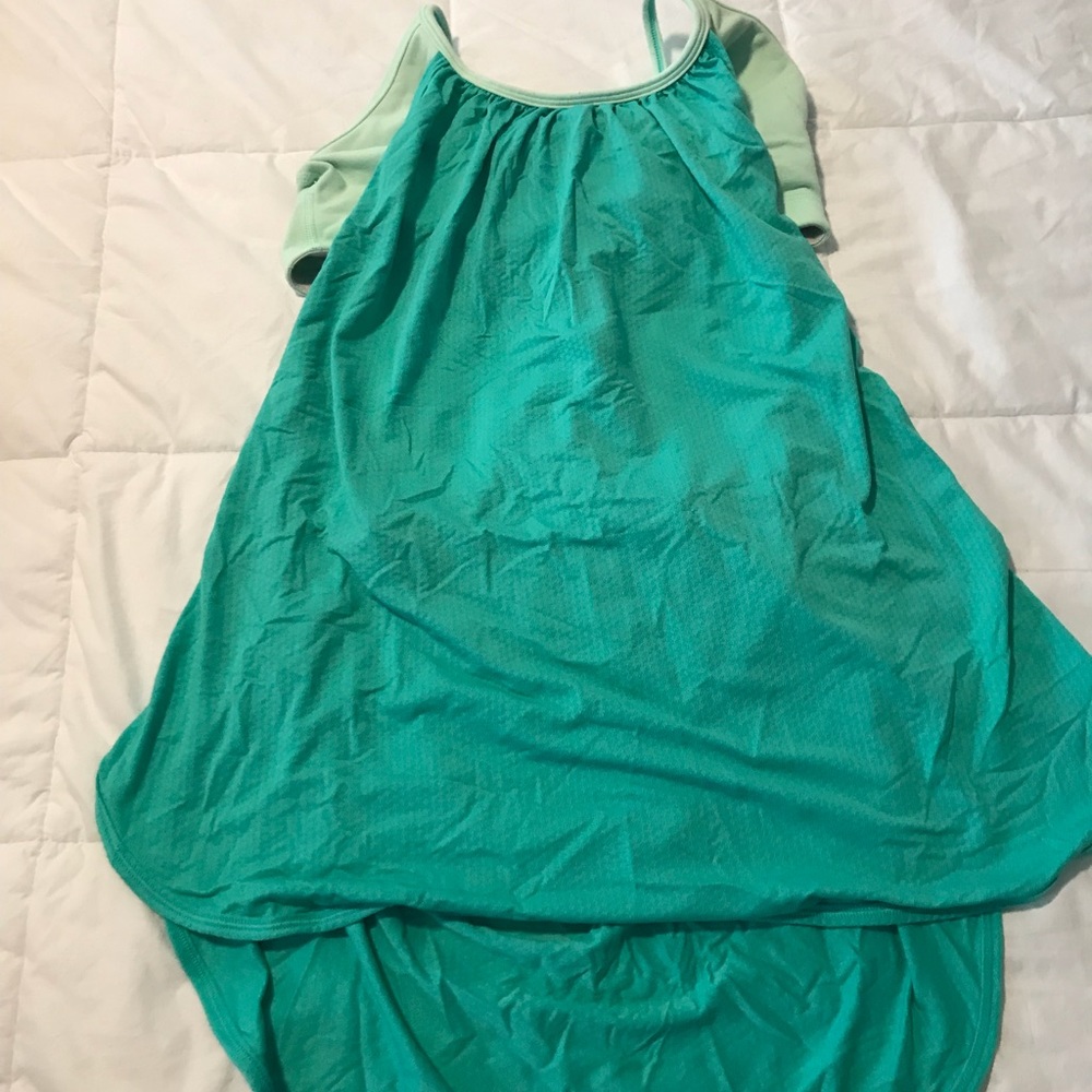 Lululemon Sea foam Green Tank Sports Bra. Size 4.