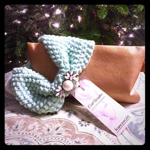 🆕Francesca's Knit Headband/Ear Warmer