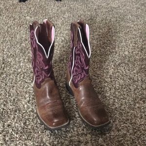 Ariat square toe boots