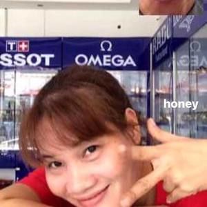 Meet your Posher, Phan van