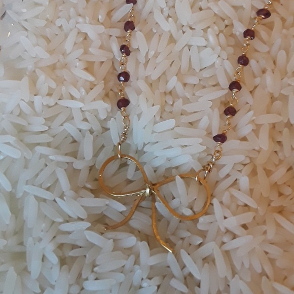 SALE NWT Bow Semi precious beads Necklace - Picture 2 of 3