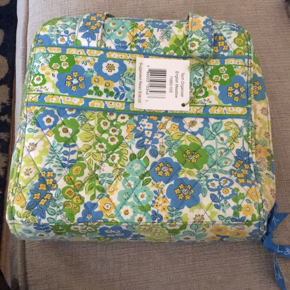 NWT Vera Bradley tech case