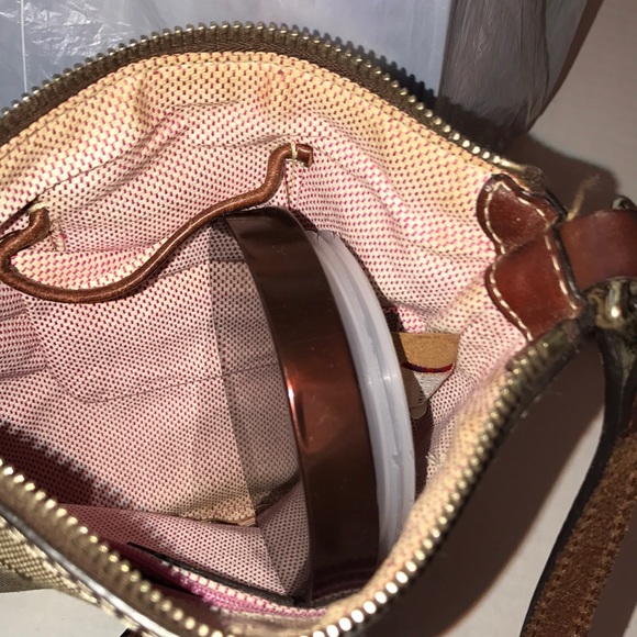 Dooney & Bourke crossbody - Picture 5 of 5