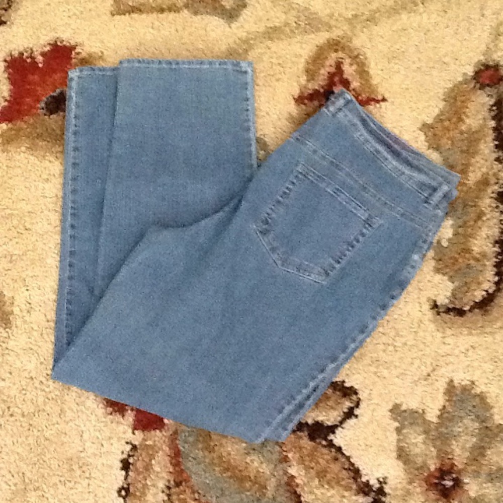 Gloria Vanderbilt Blue Straight Leg Amanda Jeans
